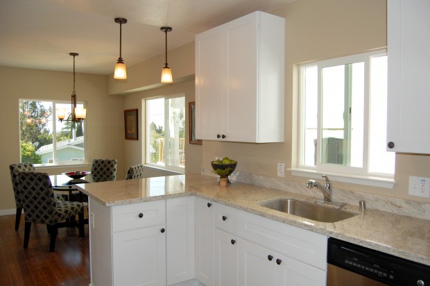 Redwood Heights Kitchen